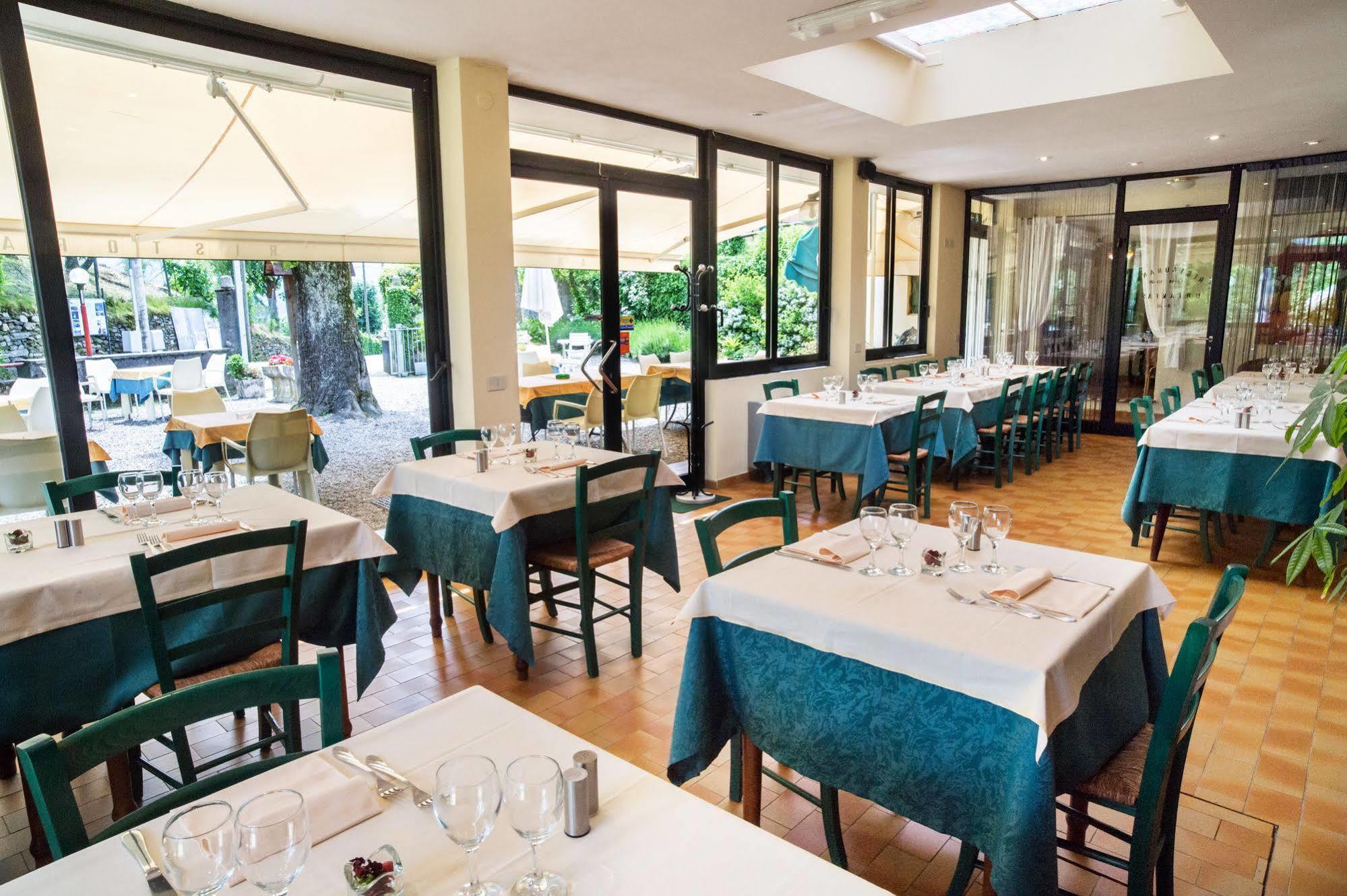 Madonna Della Neve Hotel เปตเตนาสโก ภายนอก รูปภาพ